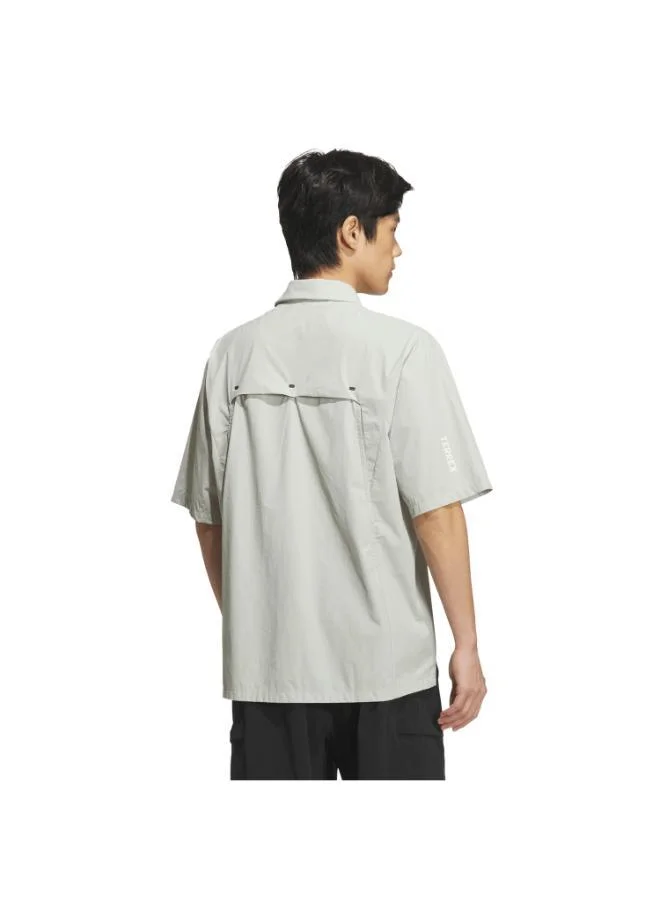 اديداس قميص XPLORIC WIND RESISTANT SHORT SLEEVE